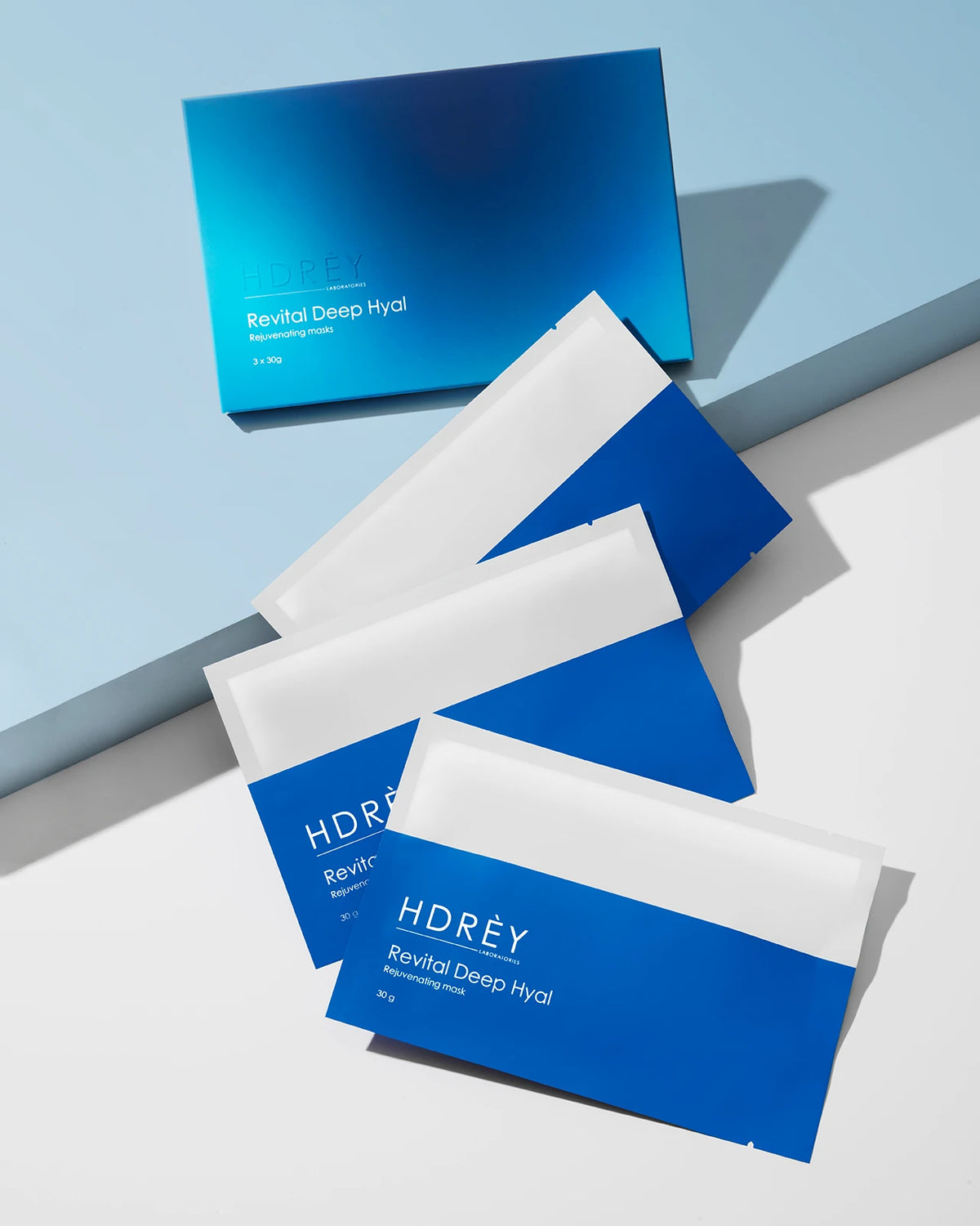 Regenerujące maski w płacie z 4 formami kwasu hialuronowego i trehalozą 3x30g